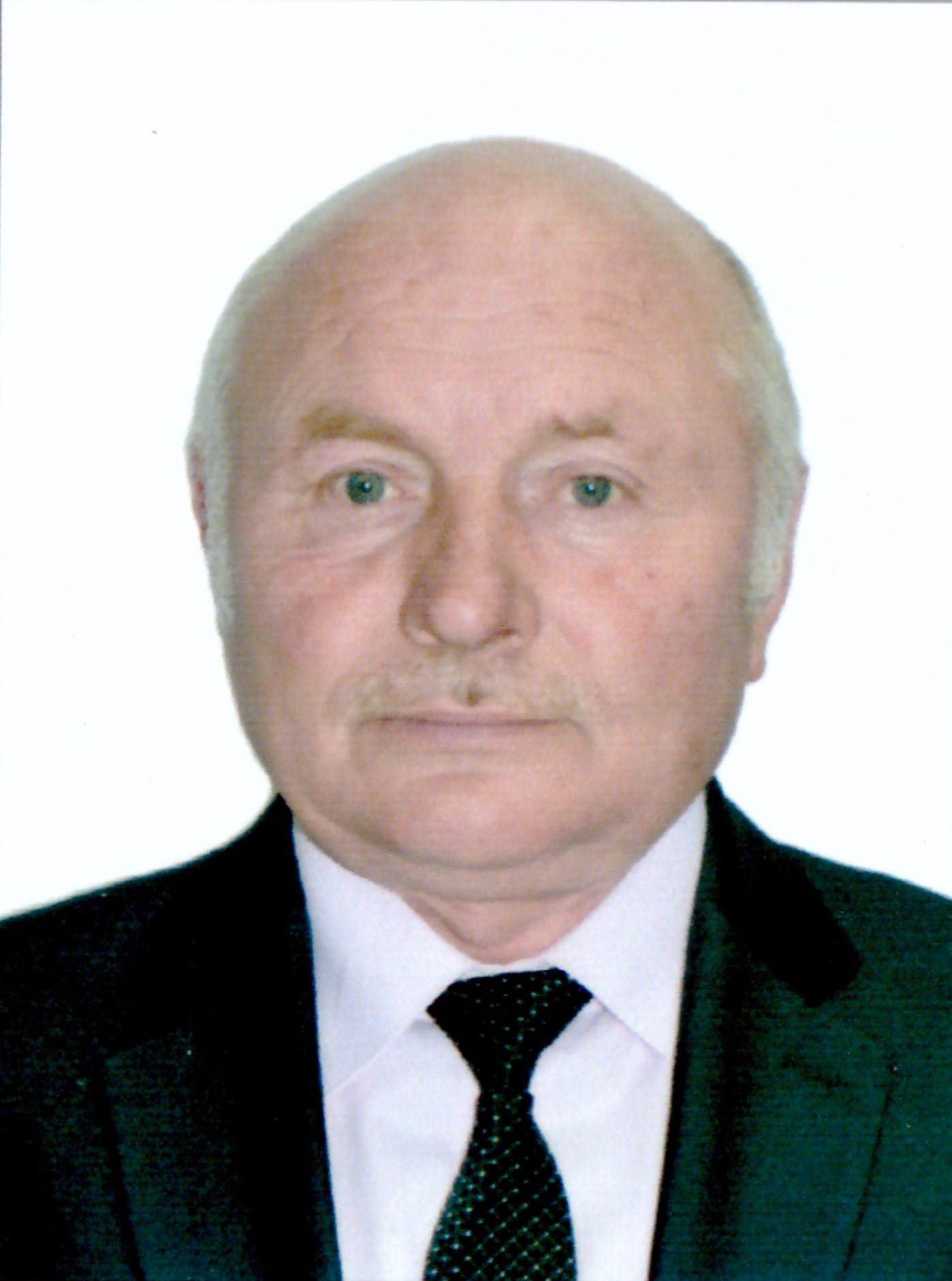 Сапожников Виктор Александрович.